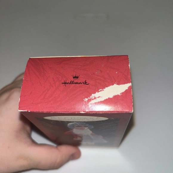 Brand NEW! MAXINE as Santa Hallmark Christmas Ornament Shoebox Greetings 1993 ii - Picture 5 of 5